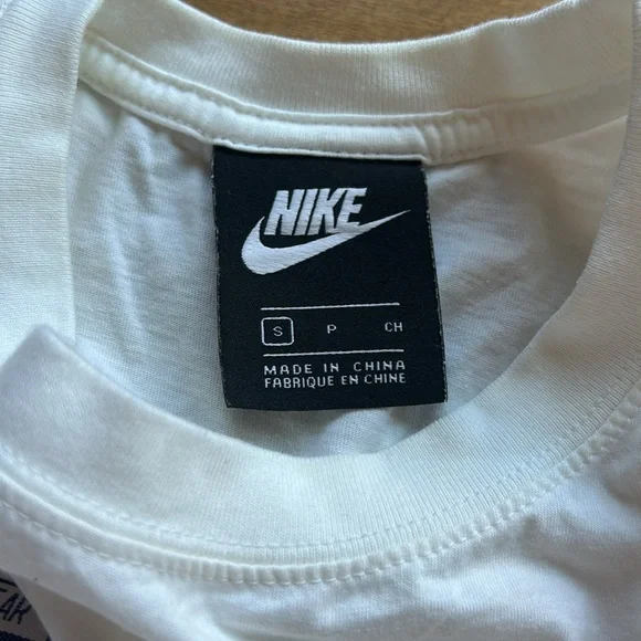 Nike White Long Sleeve Shirt with Logo Patches - Picture 3 of 3
